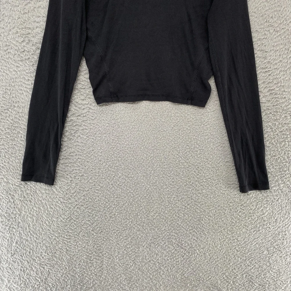 Lululemon Crop Long‎ Sleeve Shirt Womens 10 Medium Black Open Back Yoga Workout